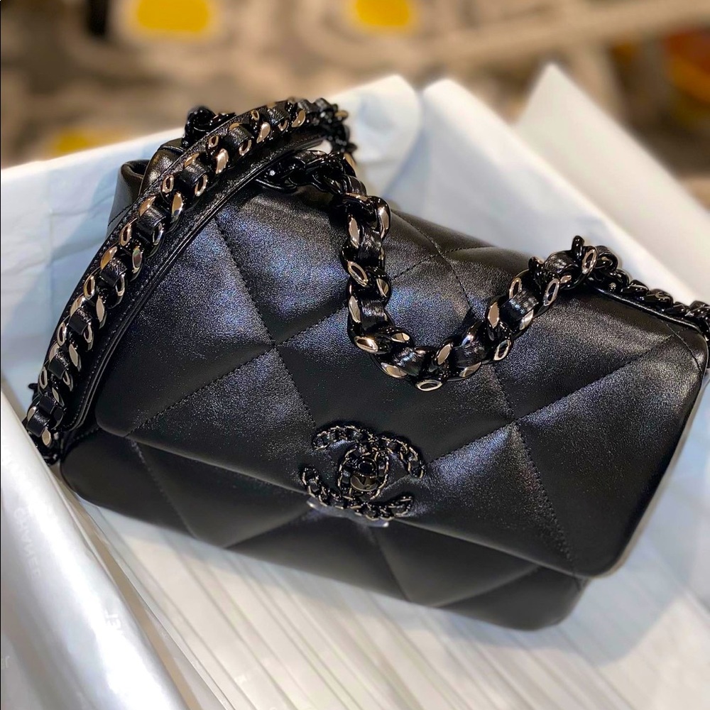 CHANEL So Black 19 Bag Small 26cm